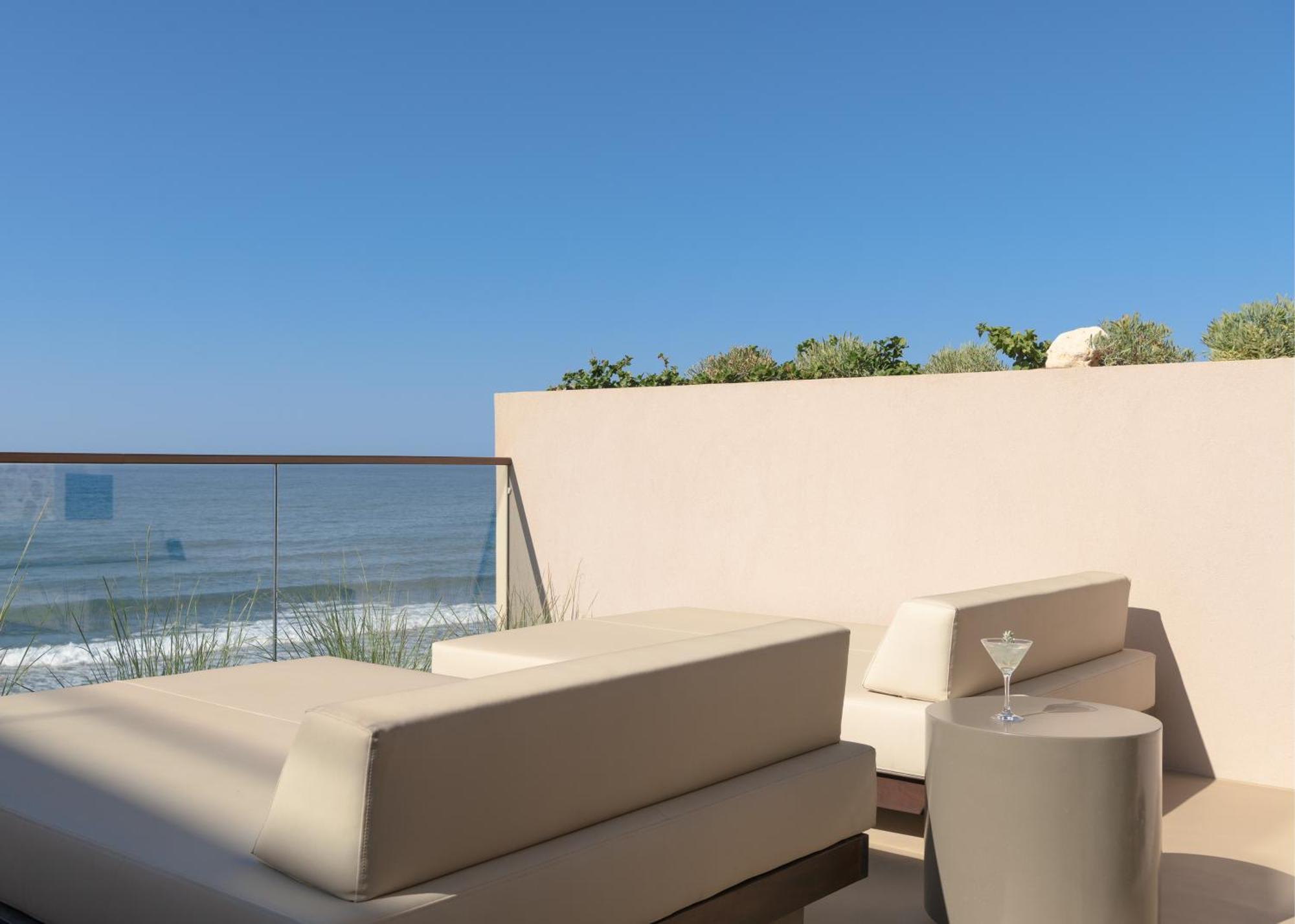 Daire Kimata Beachfront Retreats, With Private Plunge Pools, By Thinkvilla *