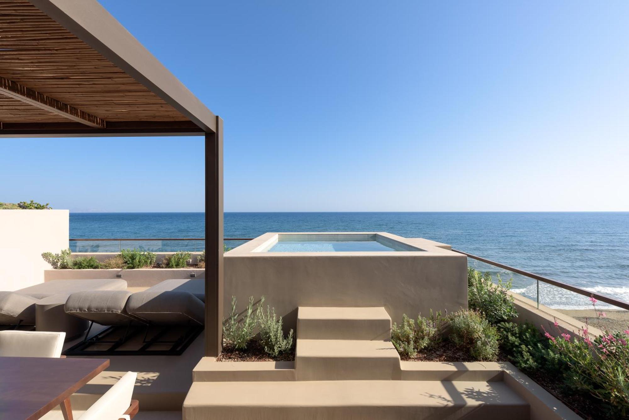 Daire Kimata Beachfront Retreats, With Private Plunge Pools, By Thinkvilla Resmo