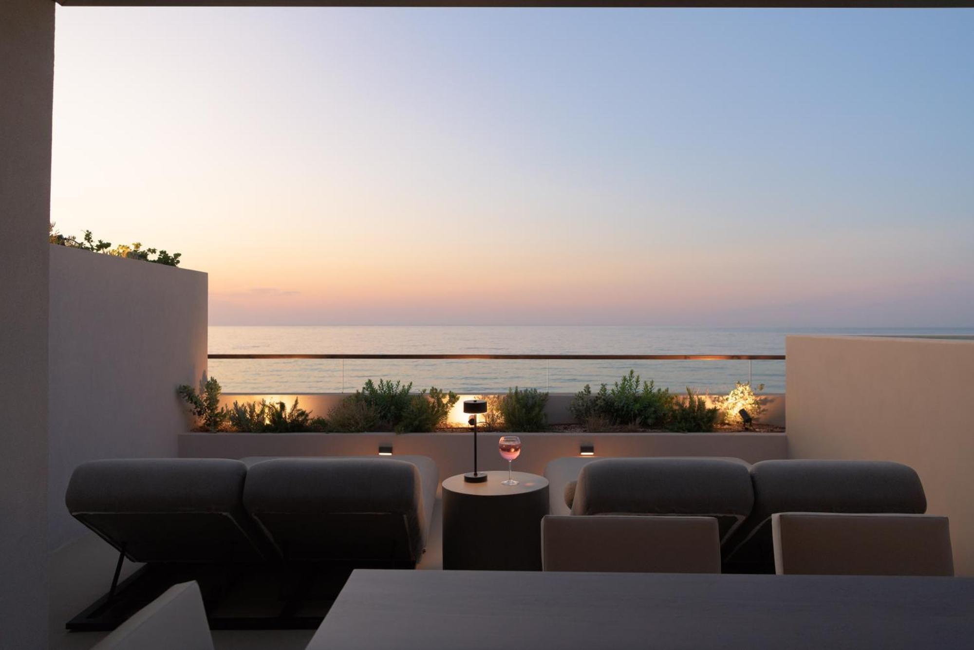 Kimata Beachfront Retreats, With Private Plunge Pools, By Thinkvilla Ретимно