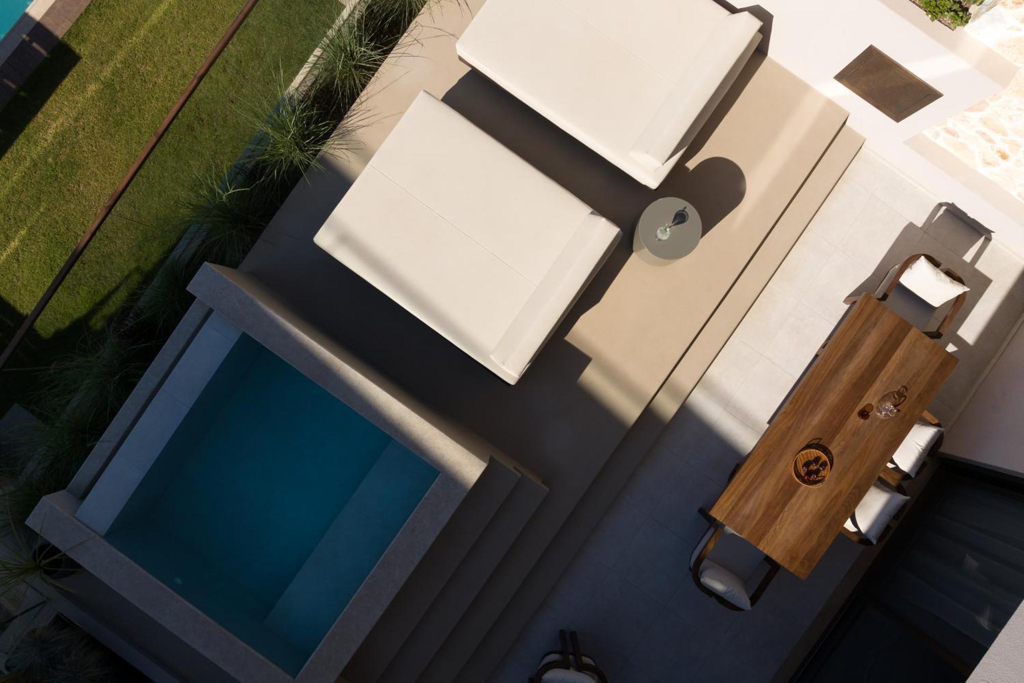 Daire Kimata Beachfront Retreats, With Private Plunge Pools, By Thinkvilla *