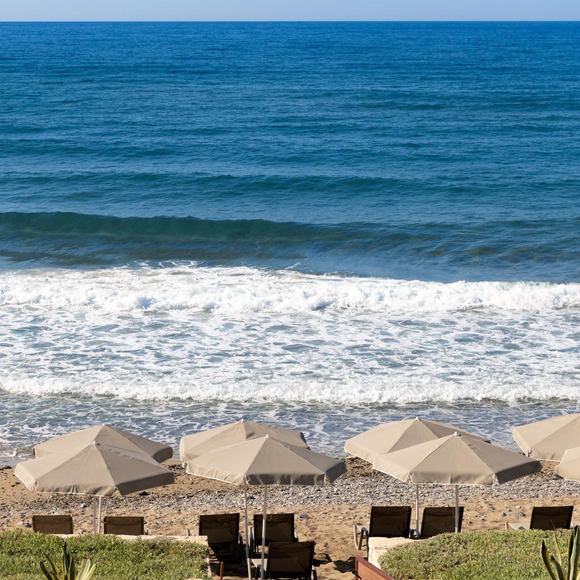 Daire Kimata Beachfront Retreats, With Private Plunge Pools, By Thinkvilla *